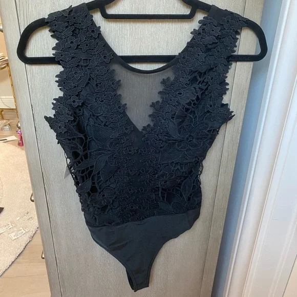 Sexy Black Bodysuit with floral detail small and medium - Picture 3 of 13